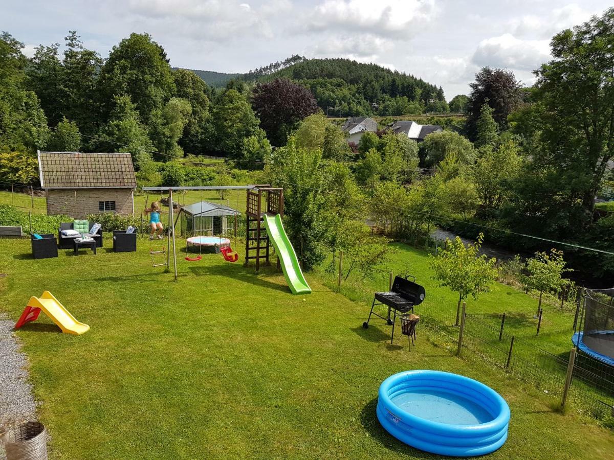 Au Bord De L'eau Ferienhaus Trois-Ponts